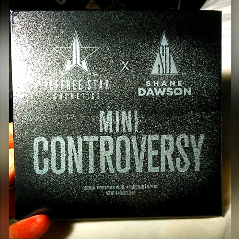 JEFREE STAR X SHANE DAWSON NIP MINI CONTROVERSY EYE SHADOW PALETTE
DISCONTINUED